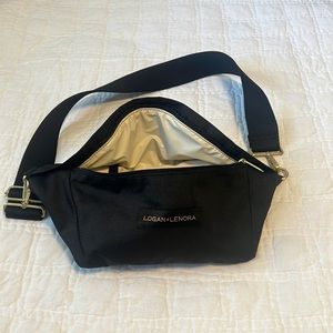 Cross body bag/Fanny pack